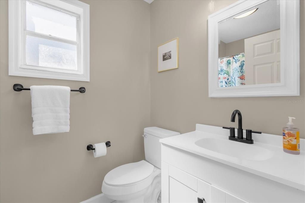 En Venta: $325,000 (3 camas, 2 baños, 1534 Pies cuadrados)