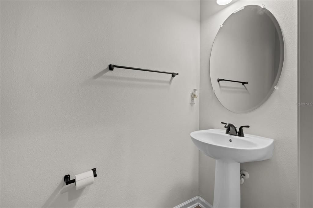 На продажу: $340,000 (3 спален, 2 ванн, 1582 Квадратных фут)