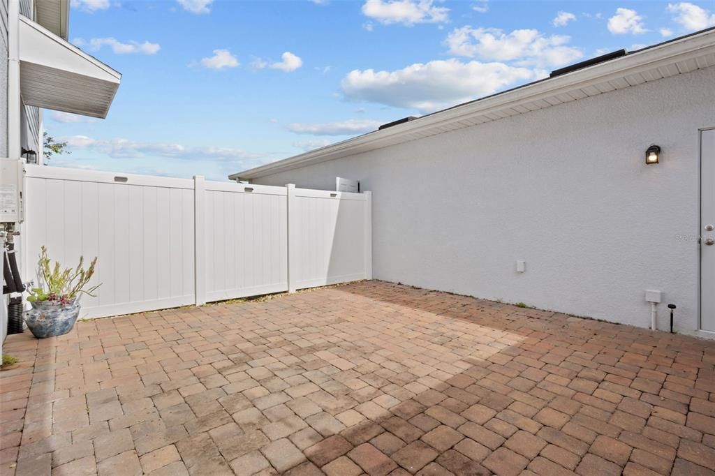 На продажу: $340,000 (3 спален, 2 ванн, 1582 Квадратных фут)