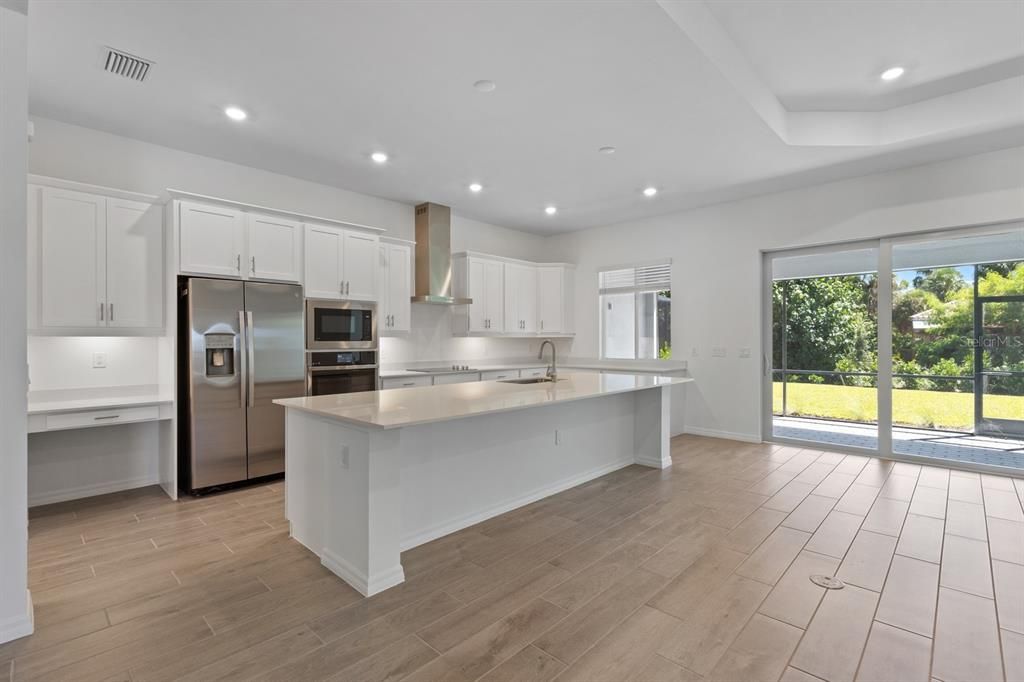 待售: $574,000 (2 贝兹, 2 浴室, 2031 平方英尺)