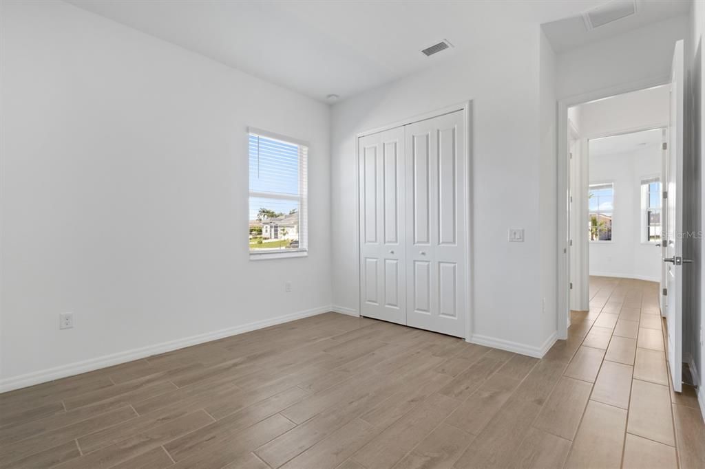 待售: $574,000 (2 贝兹, 2 浴室, 2031 平方英尺)