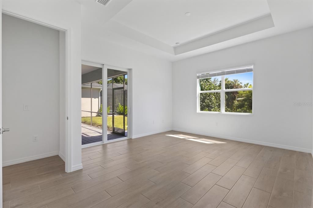 待售: $574,000 (2 贝兹, 2 浴室, 2031 平方英尺)