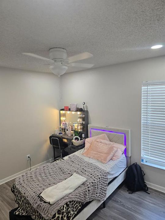 For Sale: $410,000 (3 beds, 2 baths, 1658 Square Feet)