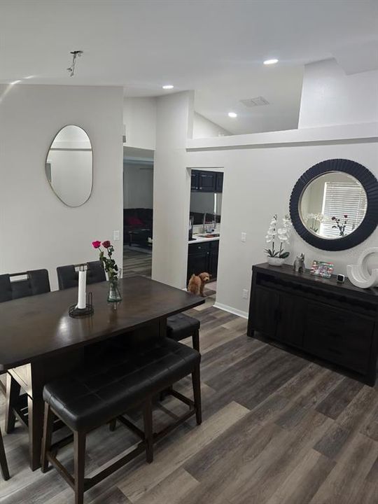 For Sale: $410,000 (3 beds, 2 baths, 1658 Square Feet)