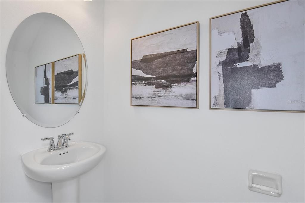 На продажу: $330,000 (3 спален, 2 ванн, 1373 Квадратных фут)