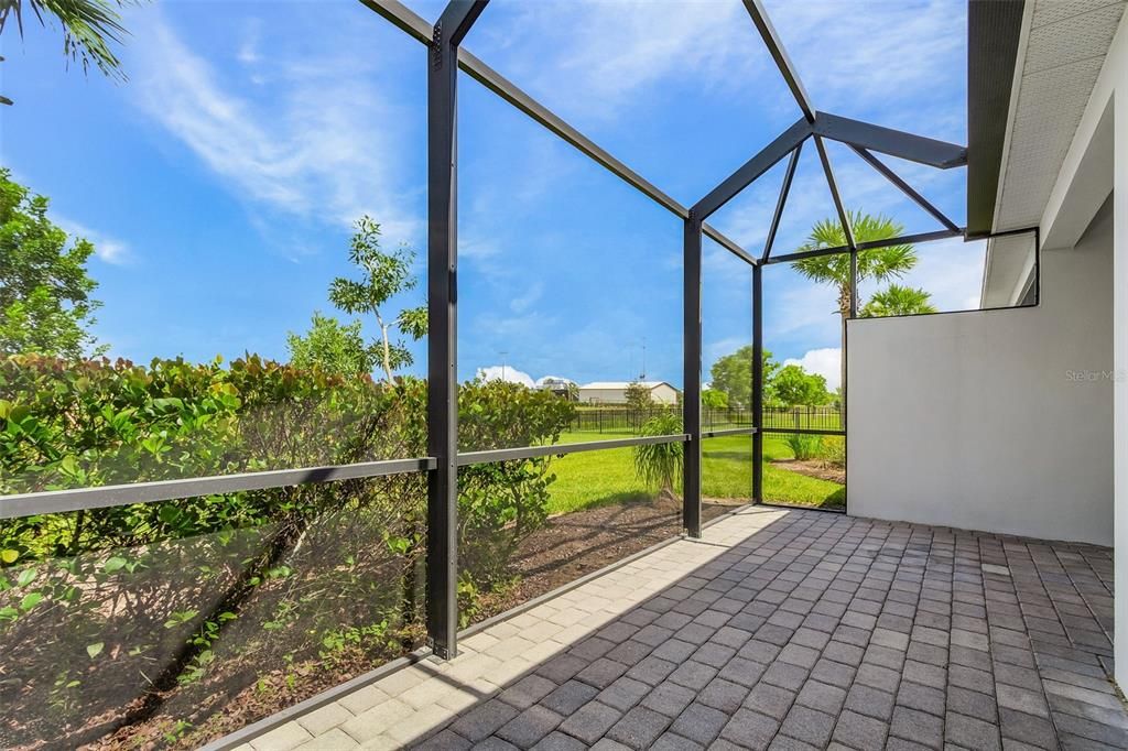 待售: $299,000 (2 贝兹, 2 浴室, 1544 平方英尺)