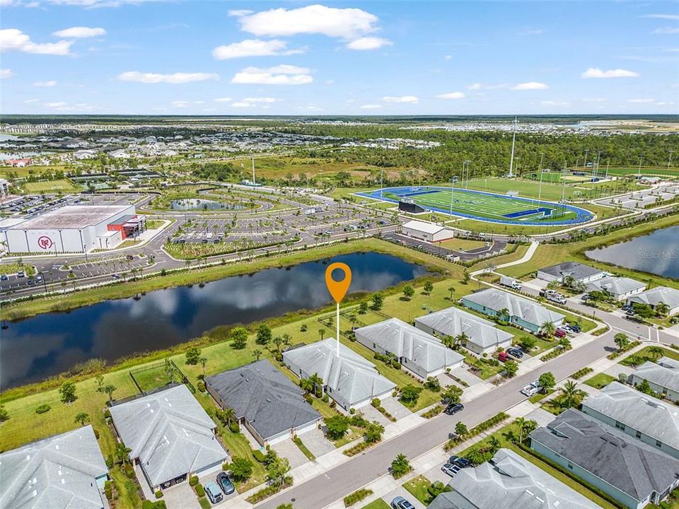 待售: $299,000 (2 贝兹, 2 浴室, 1544 平方英尺)