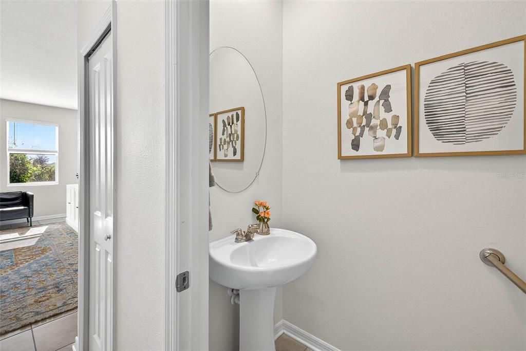 Под контрактом: $365,000 (3 спален, 2 ванн, 1929 Квадратных фут)