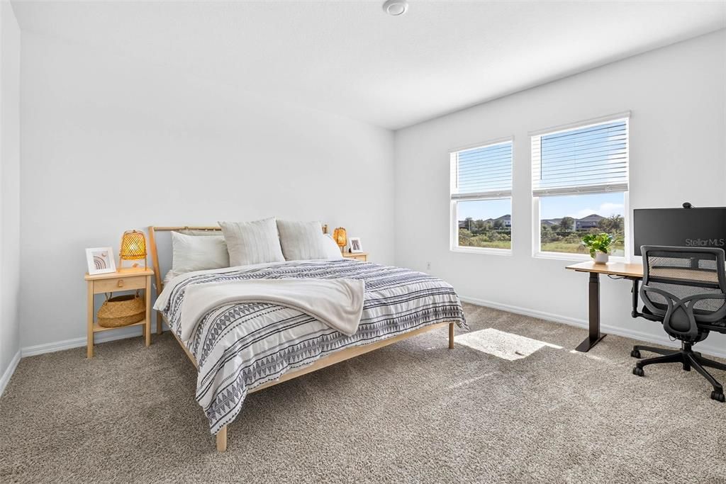 Под контрактом: $365,000 (3 спален, 2 ванн, 1929 Квадратных фут)