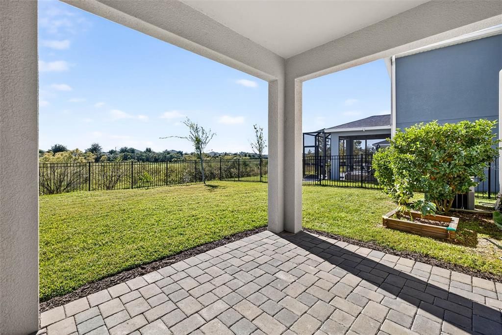 Под контрактом: $365,000 (3 спален, 2 ванн, 1929 Квадратных фут)