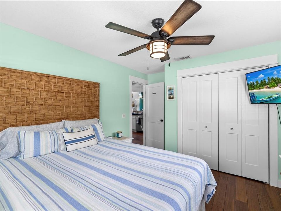 На продажу: $499,999 (4 спален, 3 ванн, 2310 Квадратных фут)