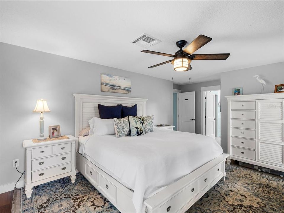 На продажу: $499,999 (4 спален, 3 ванн, 2310 Квадратных фут)