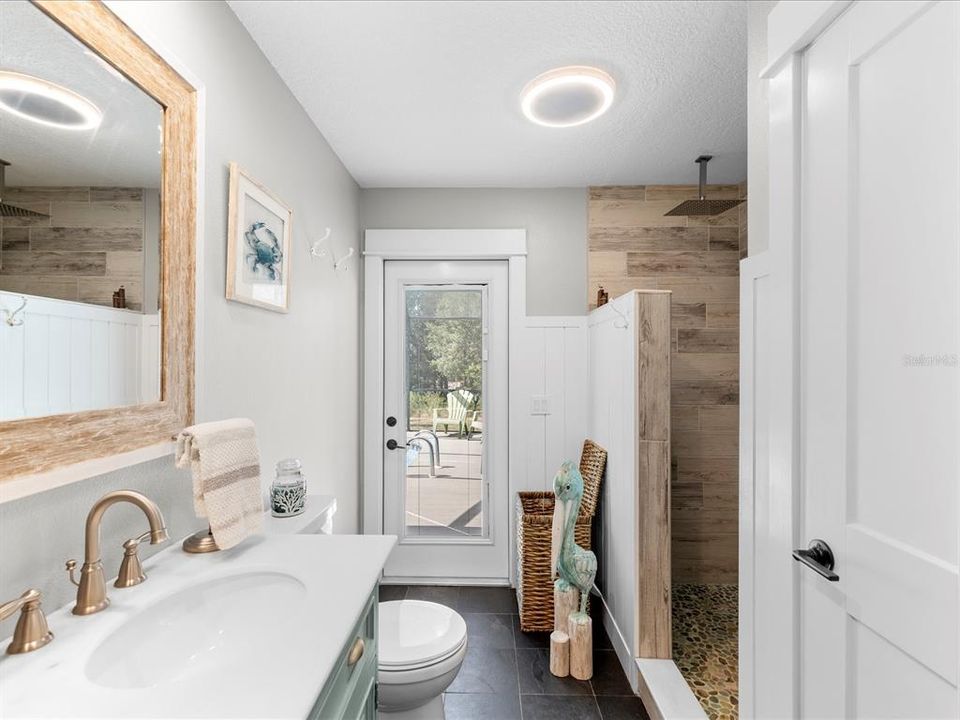 На продажу: $499,999 (4 спален, 3 ванн, 2310 Квадратных фут)