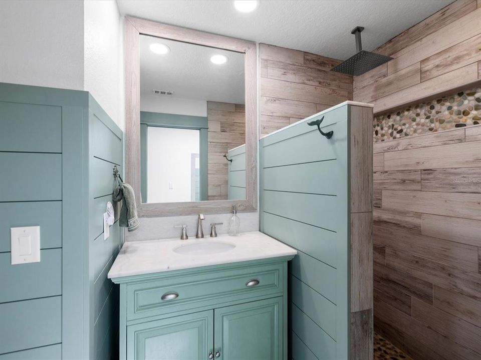 На продажу: $499,999 (4 спален, 3 ванн, 2310 Квадратных фут)