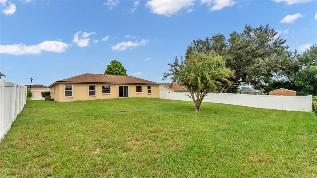 Active With Contract: $290,000 (3 beds, 2 baths, 1432 Square Feet)