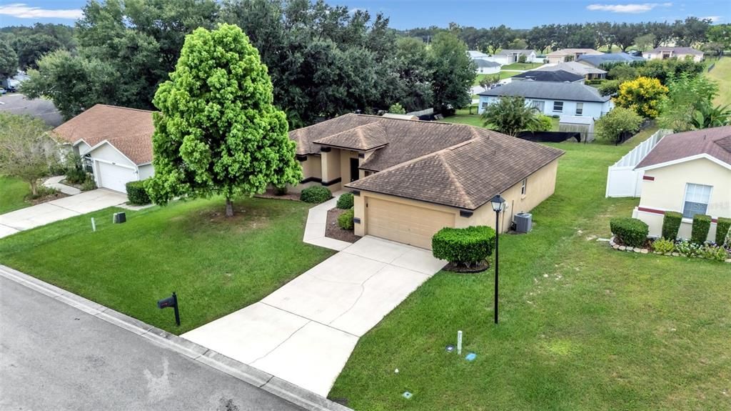 Active With Contract: $290,000 (3 beds, 2 baths, 1432 Square Feet)