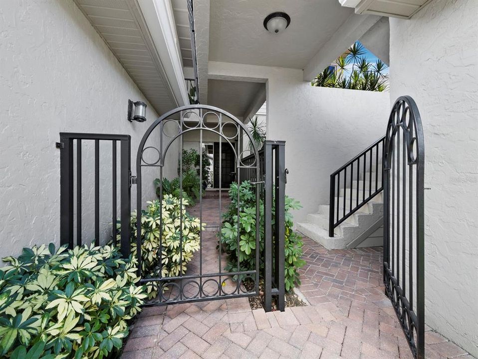 待售: $769,000 (3 贝兹, 2 浴室, 2000 平方英尺)