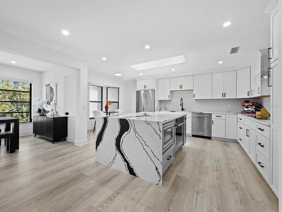 待售: $769,000 (3 贝兹, 2 浴室, 2000 平方英尺)