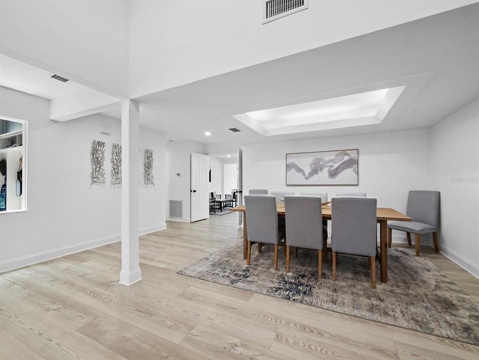 待售: $769,000 (3 贝兹, 2 浴室, 2000 平方英尺)