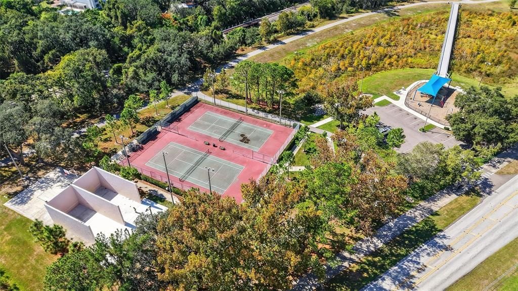 На продажу: $700,000 (5 спален, 3 ванн, 2340 Квадратных фут)