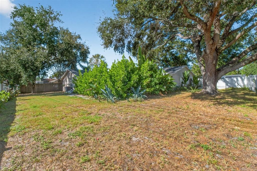 На продажу: $700,000 (5 спален, 3 ванн, 2340 Квадратных фут)