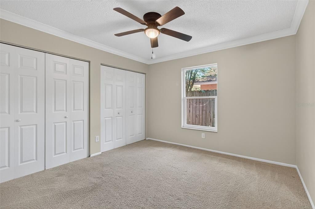 На продажу: $700,000 (5 спален, 3 ванн, 2340 Квадратных фут)