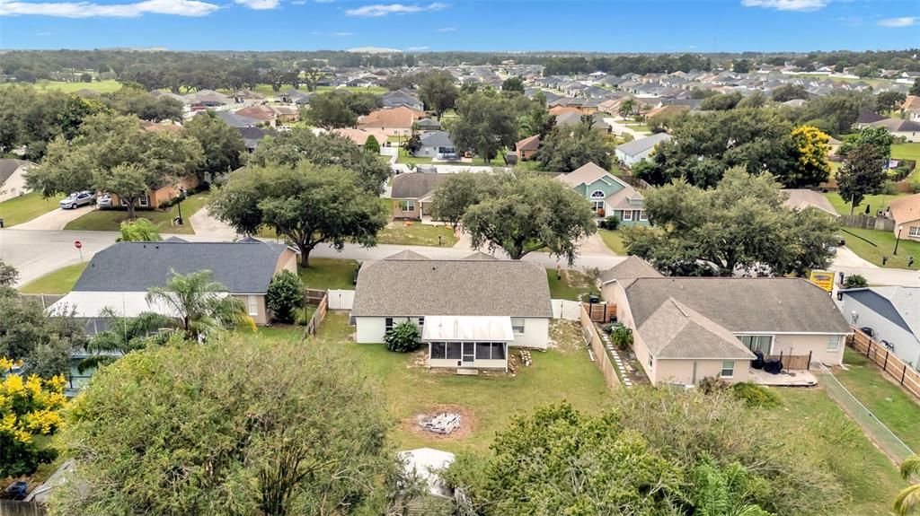 Active With Contract: $344,000 (3 beds, 2 baths, 1679 Square Feet)