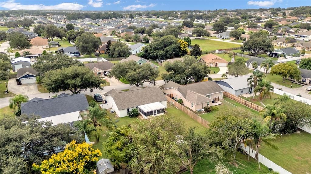 Active With Contract: $344,000 (3 beds, 2 baths, 1679 Square Feet)