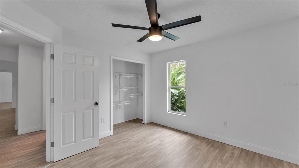Active With Contract: $344,000 (3 beds, 2 baths, 1679 Square Feet)