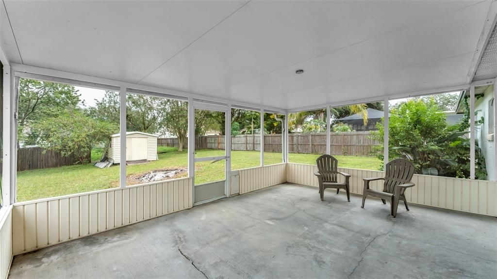 Active With Contract: $344,000 (3 beds, 2 baths, 1679 Square Feet)