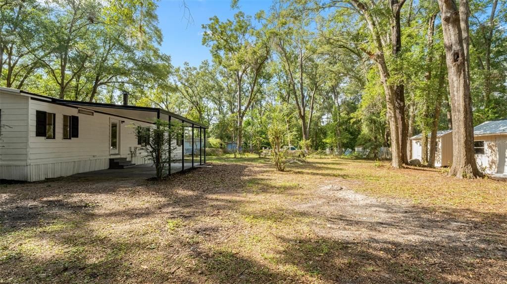 Под контрактом: $174,900 (3 спален, 2 ванн, 1500 Квадратных фут)