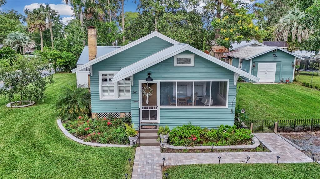 Recently Sold: $409,000 (2 beds, 2 baths, 1432 Square Feet)