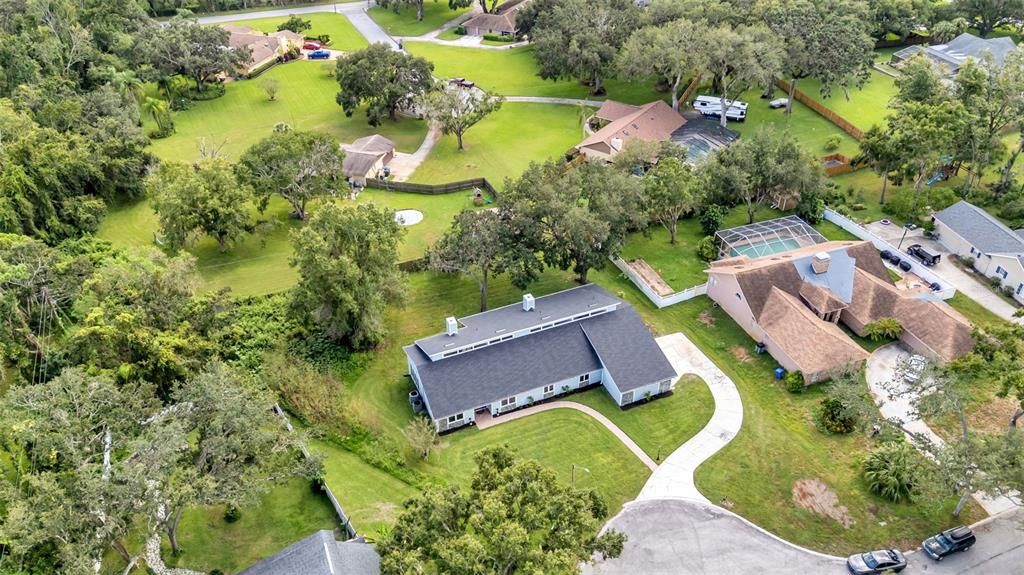 合同活跃: $585,000 (5 贝兹, 3 浴室, 2908 平方英尺)