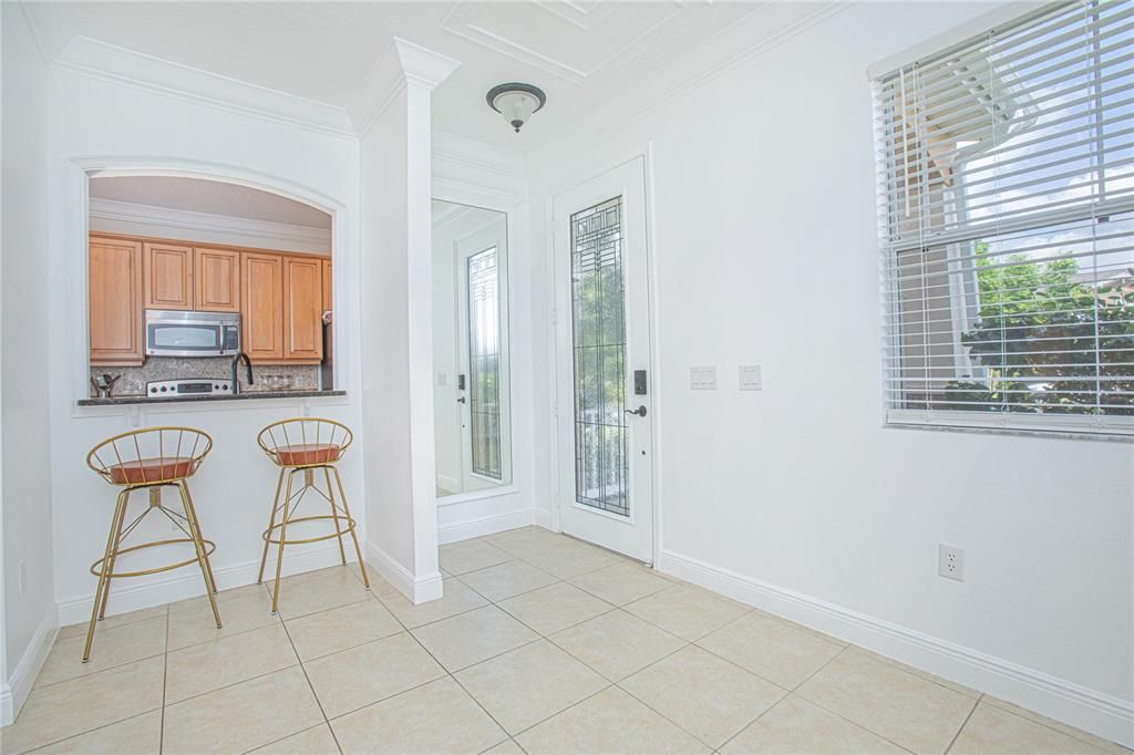 For Sale: $277,000 (2 beds, 2 baths, 1450 Square Feet)