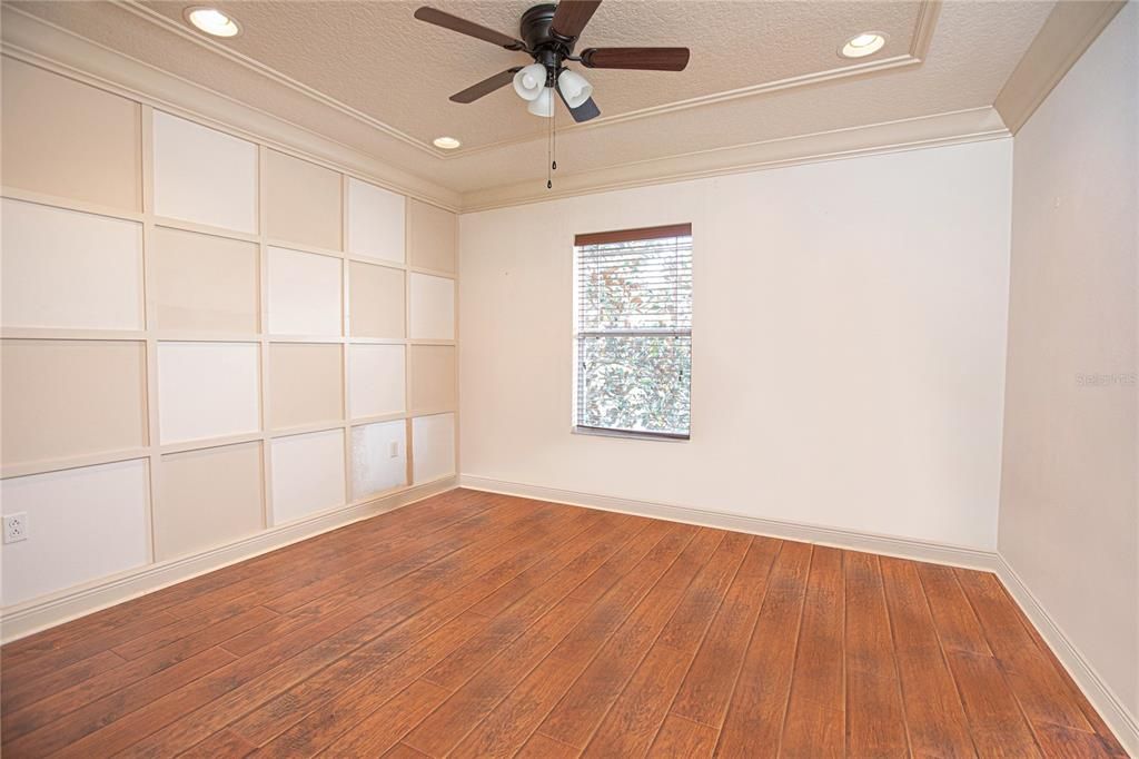 For Sale: $277,000 (2 beds, 2 baths, 1450 Square Feet)