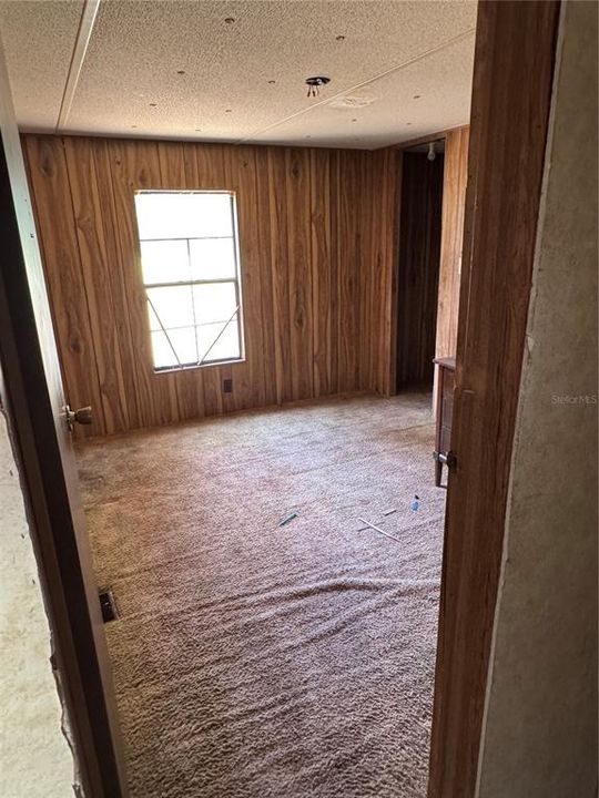 На продажу: $230,000 (3 спален, 2 ванн, 2062 Квадратных фут)