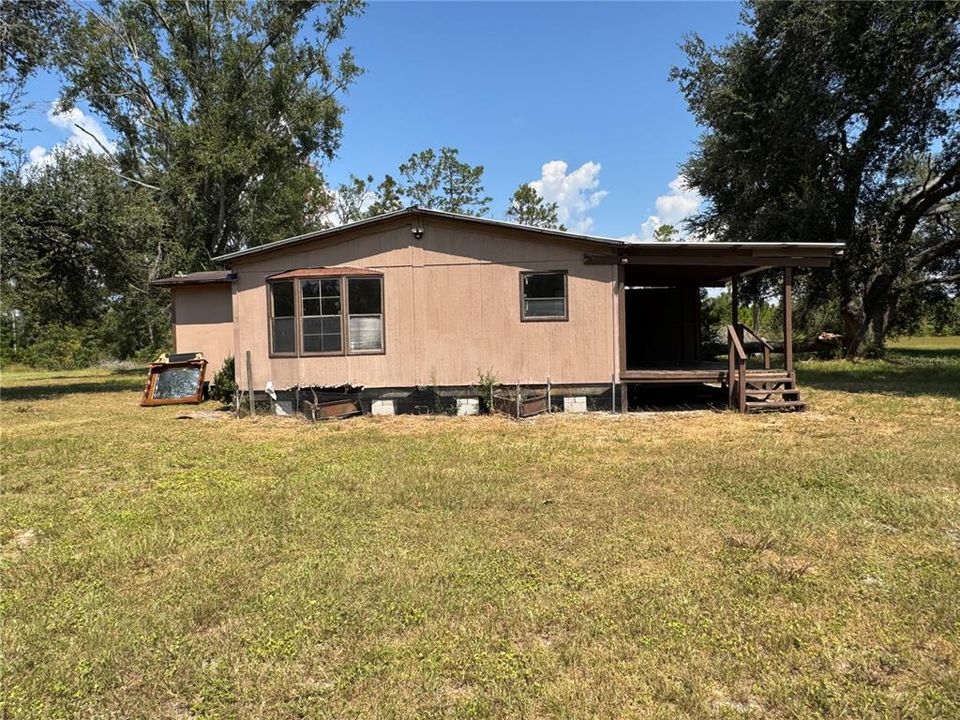 На продажу: $230,000 (3 спален, 2 ванн, 2062 Квадратных фут)