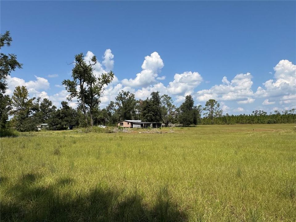 На продажу: $230,000 (3 спален, 2 ванн, 2062 Квадратных фут)