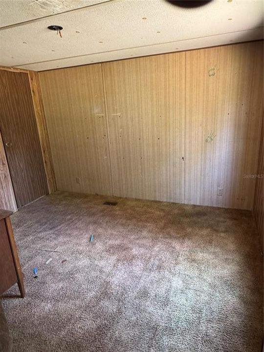 На продажу: $230,000 (3 спален, 2 ванн, 2062 Квадратных фут)