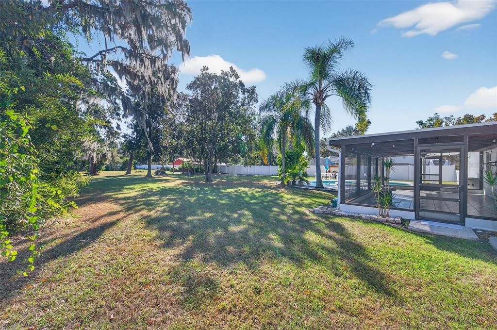 Под контрактом: $549,900 (3 спален, 2 ванн, 1924 Квадратных фут)