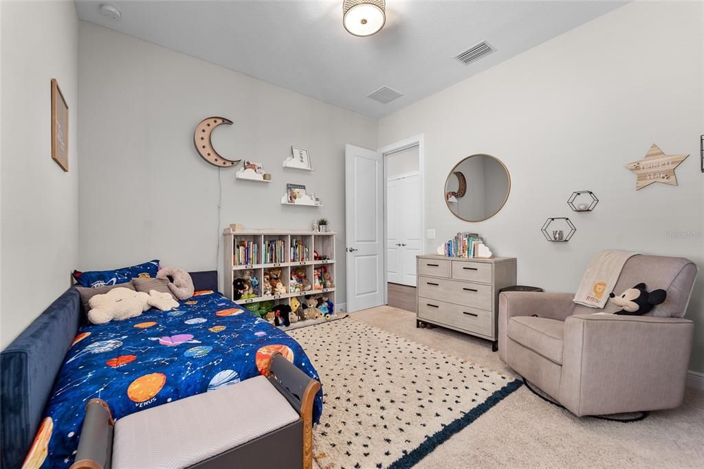 Под контрактом: $1,499,000 (4 спален, 3 ванн, 3188 Квадратных фут)