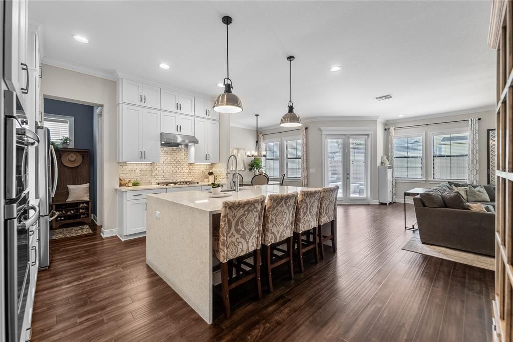 Под контрактом: $1,499,000 (4 спален, 3 ванн, 3188 Квадратных фут)