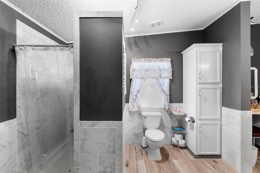 Activo con contrato: $269,900 (3 camas, 2 baños, 2015 Pies cuadrados)