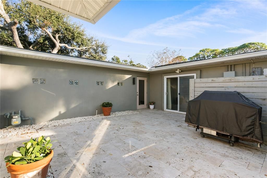 На продажу: $895,000 (3 спален, 2 ванн, 2971 Квадратных фут)