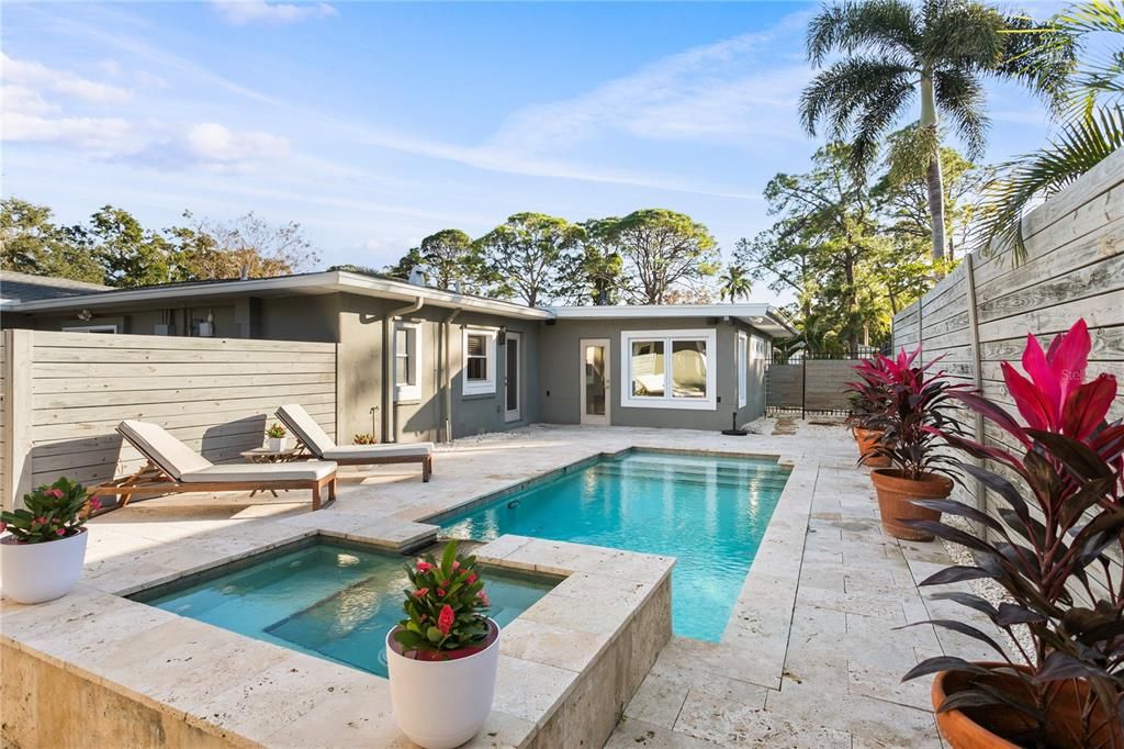 На продажу: $895,000 (3 спален, 2 ванн, 2971 Квадратных фут)