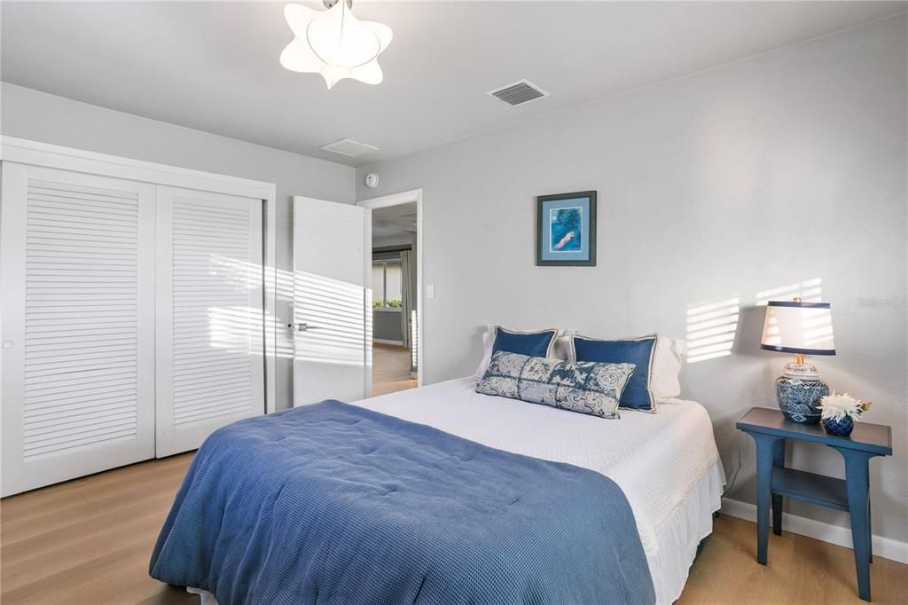 На продажу: $895,000 (3 спален, 2 ванн, 2971 Квадратных фут)