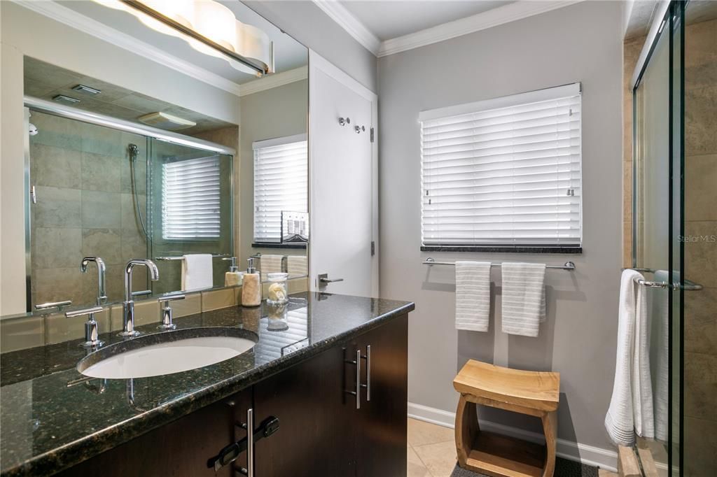 На продажу: $895,000 (3 спален, 2 ванн, 2971 Квадратных фут)