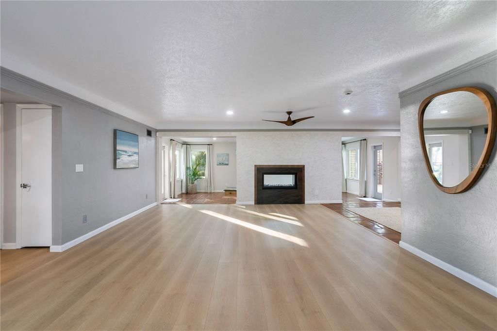 На продажу: $895,000 (3 спален, 2 ванн, 2971 Квадратных фут)