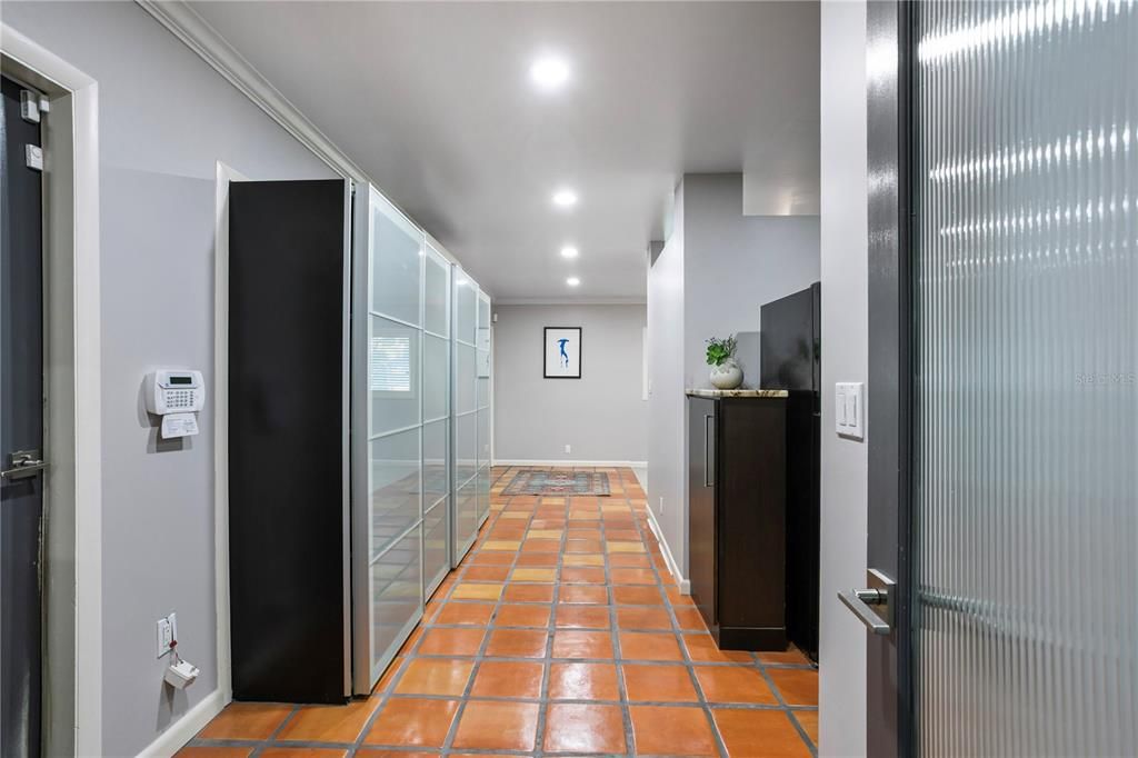 На продажу: $895,000 (3 спален, 2 ванн, 2971 Квадратных фут)