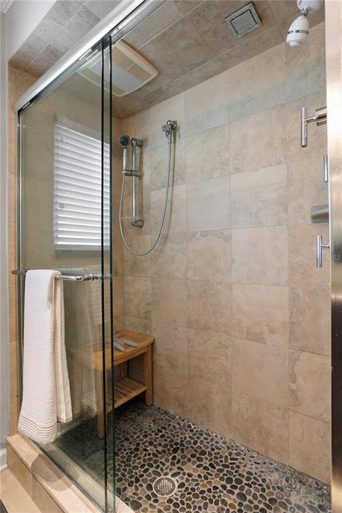 На продажу: $895,000 (3 спален, 2 ванн, 2971 Квадратных фут)